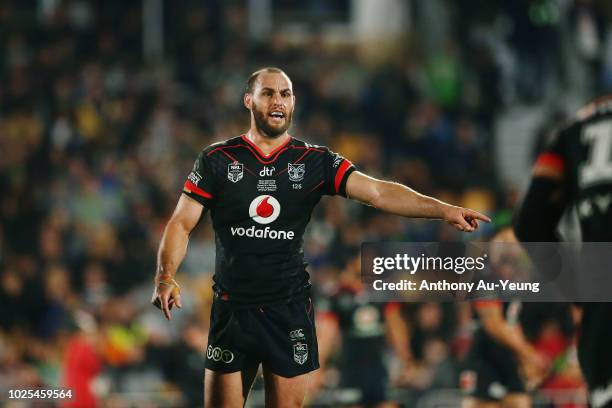 Simon Mannering of the Warriors looks on during the round 25 NRL match between the New Zealand Warriors and the Canberra Raiders at Mt Smart Stadium...