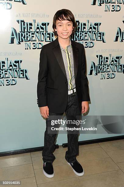 Moah Ringer 173 Noah Ringer Photos & High Res Pictures - Getty Images