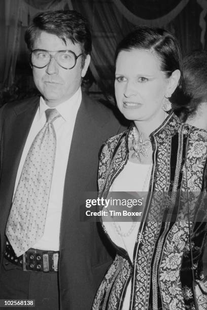 American heriess and designer Gloria Vanderbilt and her fourth husband, actor and editor Wyatt Cooper , arrive at a party in honor of the CBS...