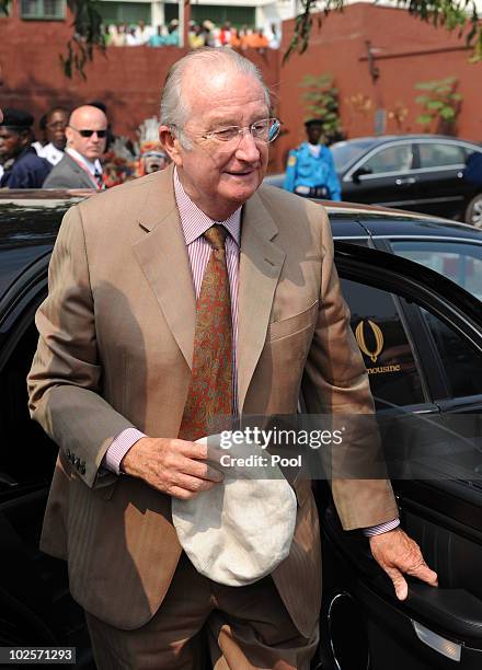 King Albert II of Belgium arrives during a visit to the King Boudewijn Hospital on July 1, 2010 in Kinshasa, Democratic Republic Of Congo. King...