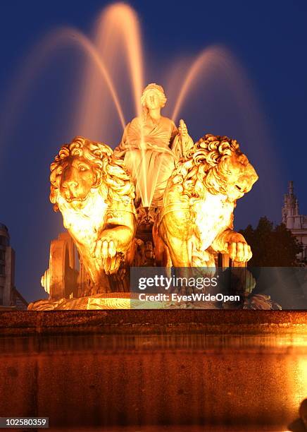 General view of the Fountain Fuente de Cibeles with godess Kybele at night at Plaza de la Cibeles in Madrid on May 20, 2010 in Madrid, Spain. Madrid...