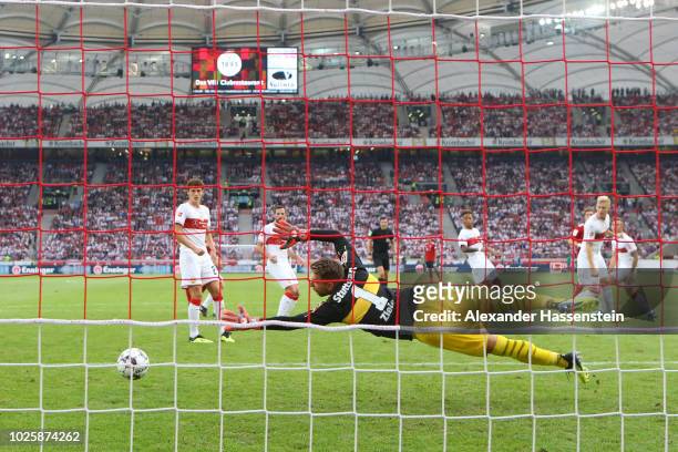 Leon Goretzka of Bayern Munich scores his team's first goal past Ron-Robert Zieler of VfB Stuttgart during the Bundesliga match between VfB Stuttgart...