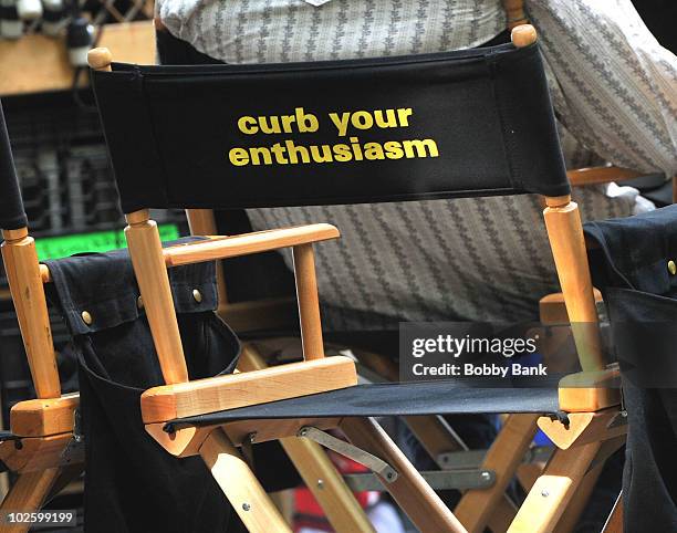 Atmosphere on location for "Curb Your Enthusiasm" on the streets of Manhattan on July 2, 2010 in New York City.