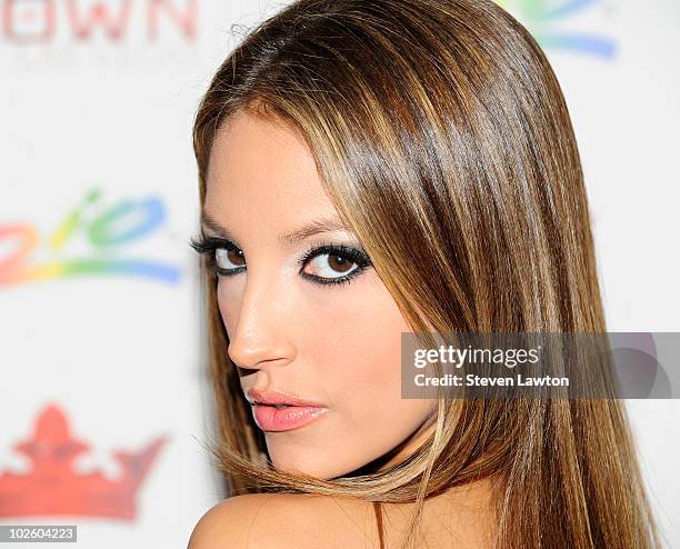 Adult actress Jenna Haze arrives to host an evening at Crown Nightclub on July 2, 2010 in Las Vegas, Nevada.