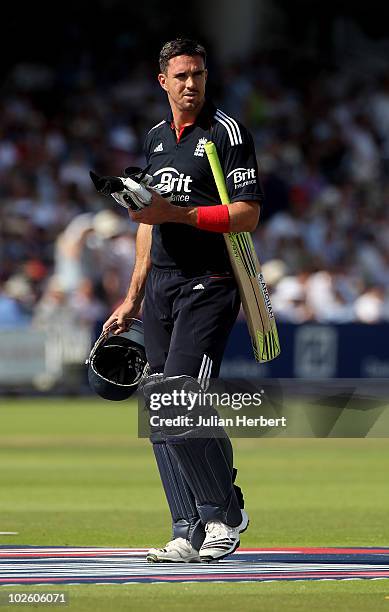 Kevin Pietersen of England walks of after his dismissal during the 5th NatWest One Day International between England and Australia at Lords on July...