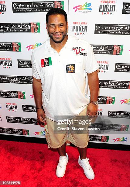 Pro Football player Jerome Bettis arrives for the 4th annual "Ante Up for Africa Celebrity-Charity Poker Tournament" at The Rio Hotel And Casino...