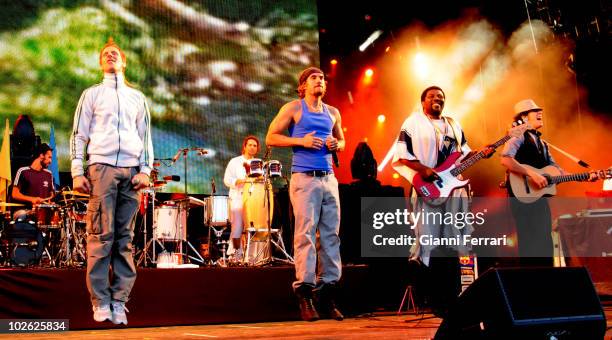 Macaco Rockeiro 70 Macaco (Band) Stock Photos, High-Res Pictures, and Images - Getty Images