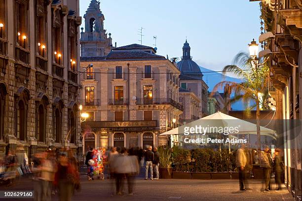 shopping street off piazza duomo, catania, italy - catania stock pictures, royalty-free photos & images