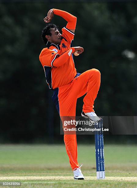 Adeel Rk 26 Adeel Raja Photos & High Res Pictures - Getty Images