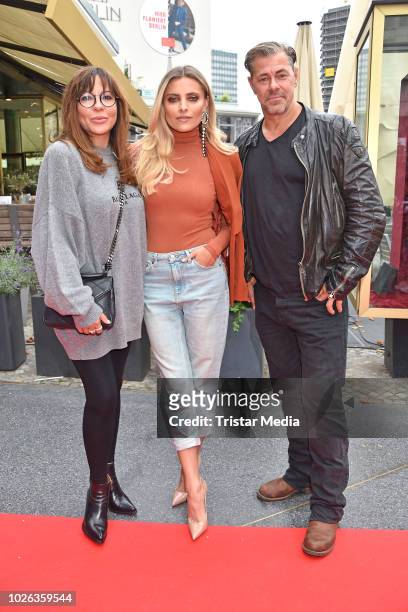 Simone Thomalla, Sophia Thomalla and Sven Martinek during the premiere of 'Phantomschmerz' at Zoo Palast on September 2, 2018 in Berlin, Germany.