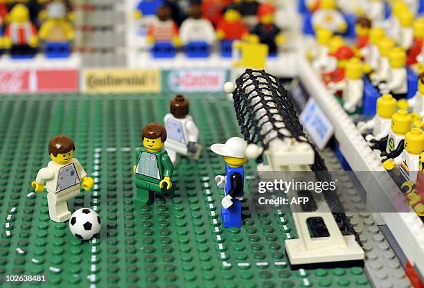 24 bilder, fotografier och illustrationer med Lego Football Player
