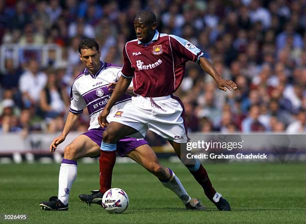 Paulo Wanchope of West Ham United and Gianluca Festa of Middlesbrough during the FA Premiership game between West Ham United and Middlesbrough at...