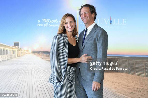 Jordana Spiro and husband and producer Matthew Spizer attend the photocall for "Night Comes On" on September 4, 2018 in Deauville, France.