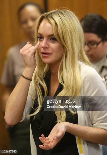 Actress Lindsay Lohan attends a probation revocation hearing at the Beverly Hills Courthouse on July 6, 2010 in Los Angeles, California. Lindsay...