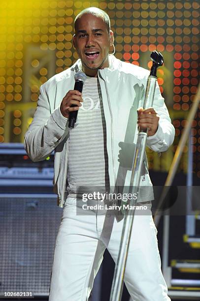 Anthony Santos of Aventura performs at Hard Rock Live! in the Seminole Hard Rock Hotel & Casino on July 6, 2010 in Hollywood, Florida.