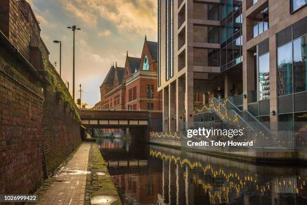 rochdale canal, manchester, uk - rochdale england 個照��片及圖片檔
