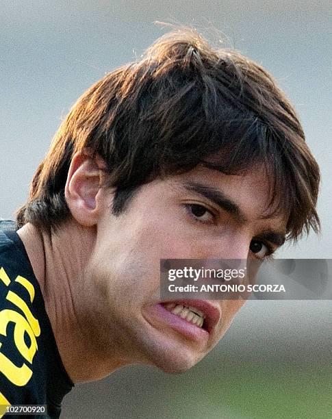 Brazil's soccer striker Kaka gets ready for training at Randburg High School on June 10, 2010 in Johannesburg, on the eve of the start of the 2010...