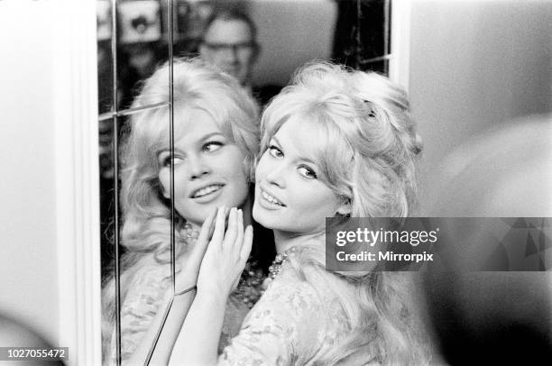 Brigitte Bardot, arrives in London, Thursday 9th April 1959. Brigitte is staying at the Mount Royal Hotel, London. She is in the country to complete...