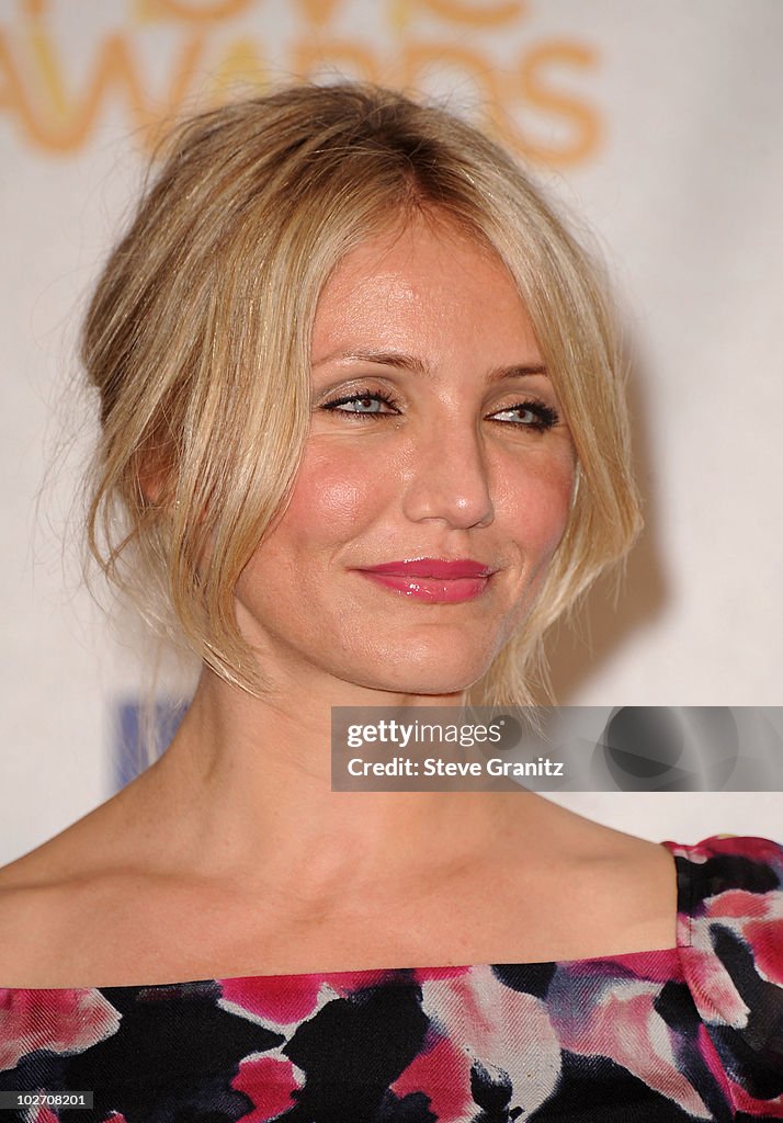 2010 MTV Movie Awards - Press Room