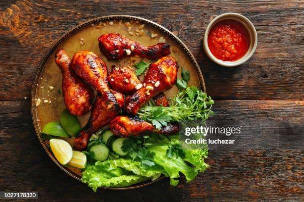 bbq chicken legs - bbq chicken stock pictures, royalty-free photos & images