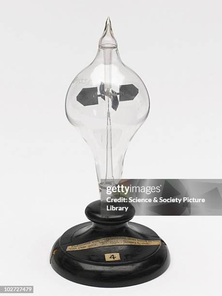 Vanes Radiometer 12 Aluminium Vanes Stock Photos, High-Res Pictures, and Images - Getty ...