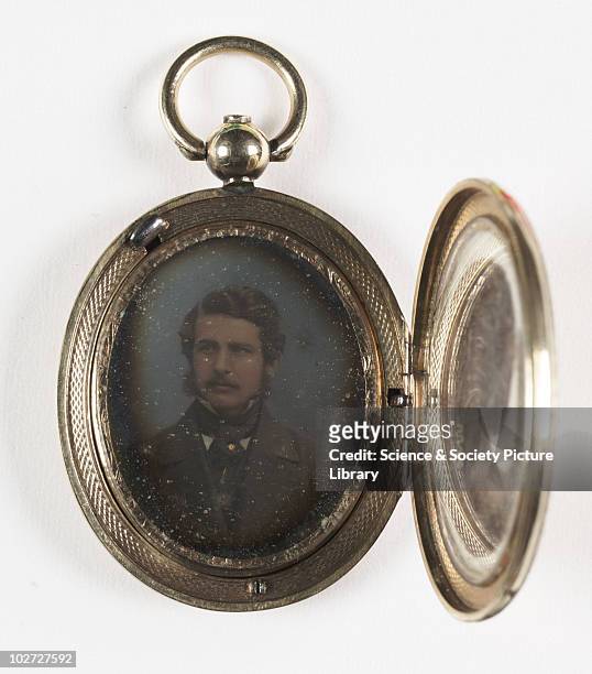 Locket containing a daguerreotype portrait and a lock of hair, c.1855