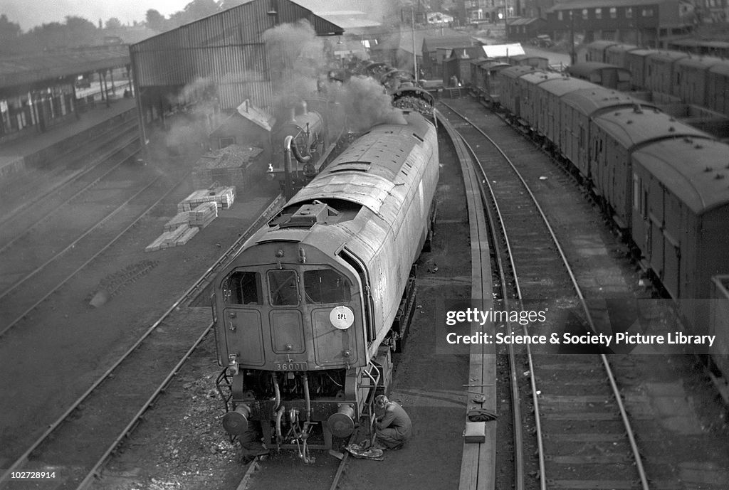 Leader Class Train Bulleid Leader class locomotive 36001. Bulleid Leader Class 0-6-6-0 ...