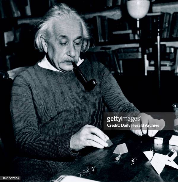 36 Einstein Pipe Photos and Premium High Res Pictures - Getty Images