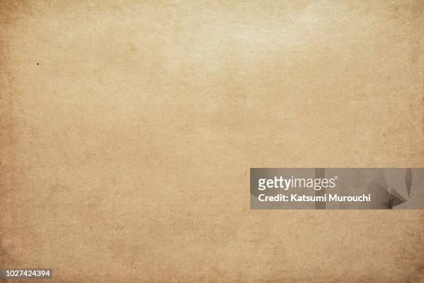 old brown paper texture background - fondo vintage fotografías e imágenes de stock