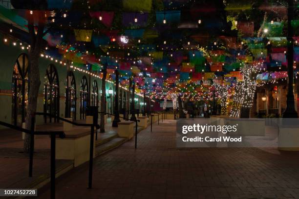 san antonio historic market square - san antonio texas night stock pictures, royalty-free photos & images