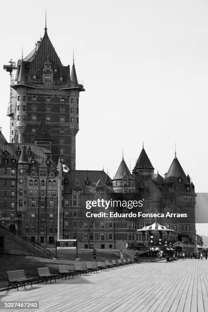 the chateau frontenac - chateau frontenac hotel stock pictures, royalty-free photos & images