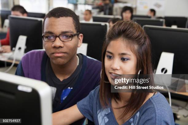 Filipino Computer Class 2,920 Filipino Using Computer Stock Photos, High-Res Pictures, and ...
