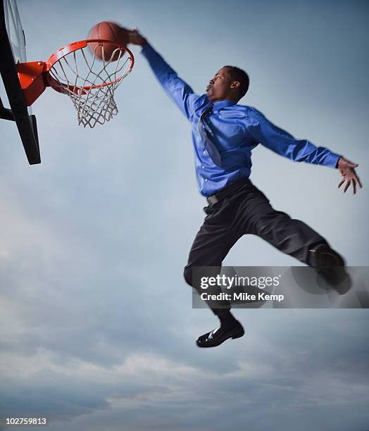 39 636 photos et images de Costume Basket - Getty Images