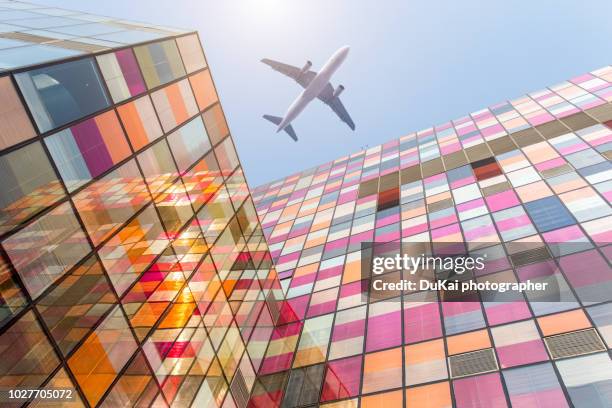 modern architecture in beijing - airplane window exterior stock-fotos und bilder