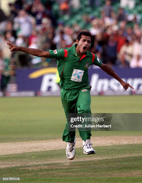 Shafiul Islam of Bangladesh celebrates the wicket of Johnathan Trott during the 2nd NatWest One Day International between England and Bangladesh at...