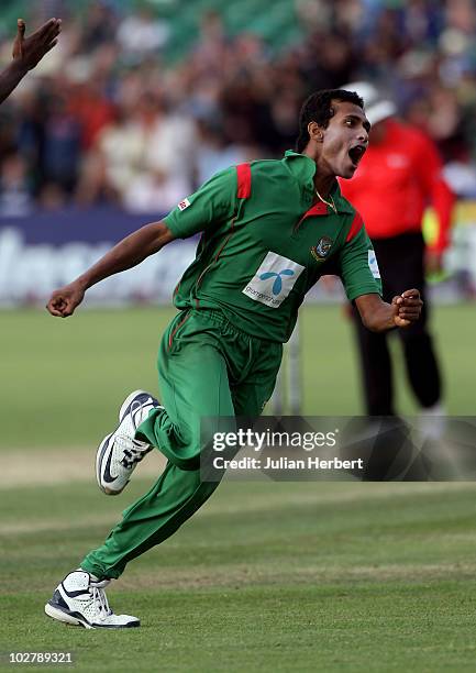 Shafiul Islam of Bangladesh celebrates the wicket of Johnathan Trott during the 2nd NatWest One Day International between England and Bangladesh at...