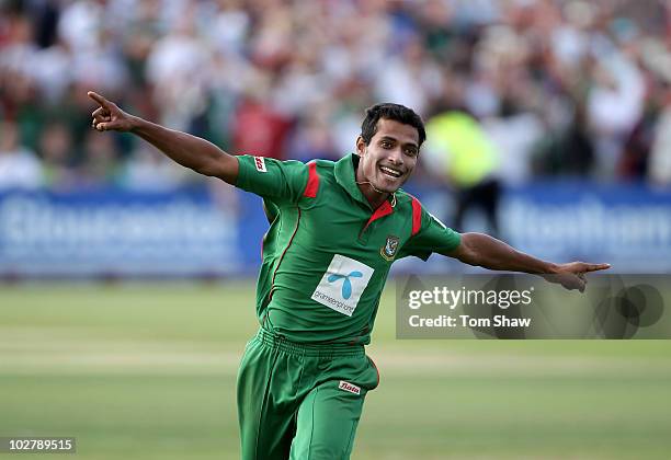 Shafiul Islam of Bangladesh celebrates taking the final wicket, that of Jonathan Trott of England to win the match during the 2nd One Day...
