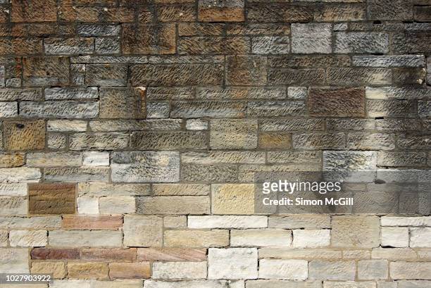late 19th century sandstone surrounding wall - sandstone wall stockfoto's en -beelden