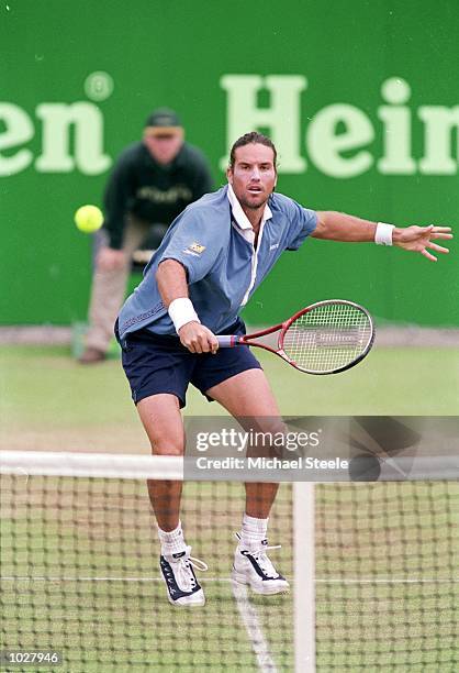 Pat Rafter Trophy Heineken Trophy 2000 Photos and Premium High Res Pictures - Getty Images