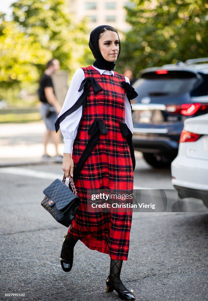 Street Style - New York Fashion Week September 2018 - Day 2