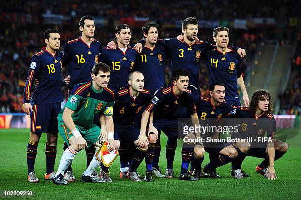 Spain pose before the 2010 FIFA World Cup South Africa Final match between Netherlands and Spain at Soccer City Stadium on July 11, 2010 in...