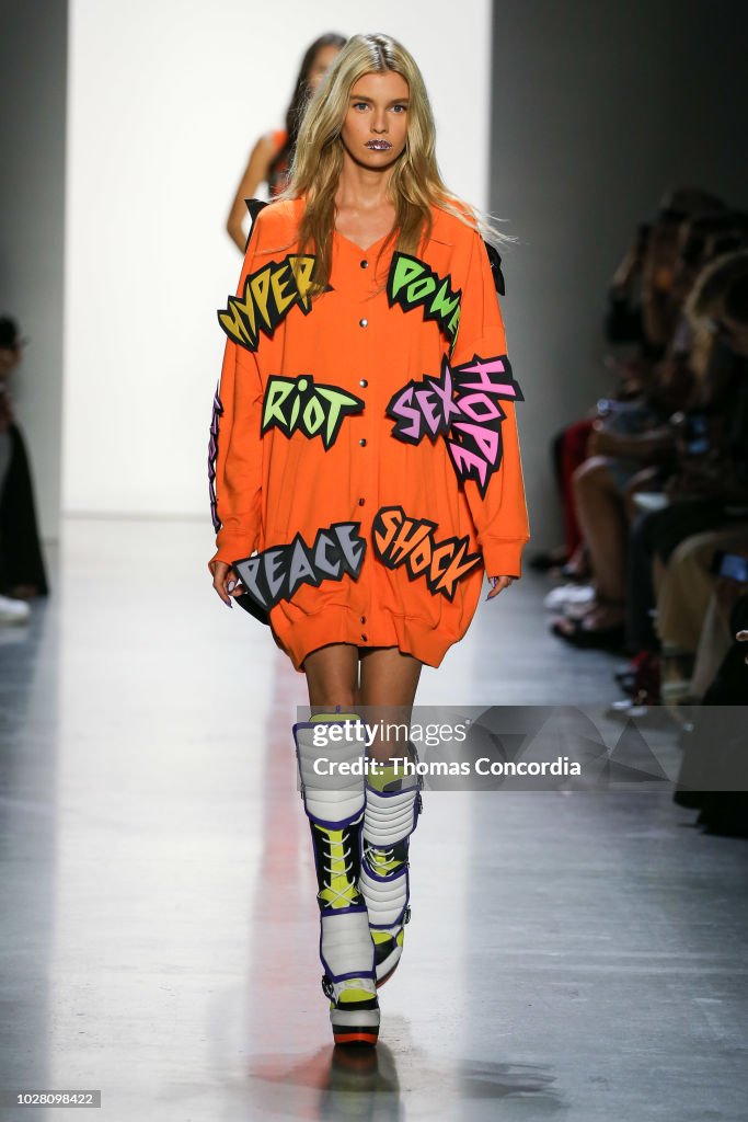 Jeremy Scott - Runway - September 2018 - New York Fashion Week: The Shows