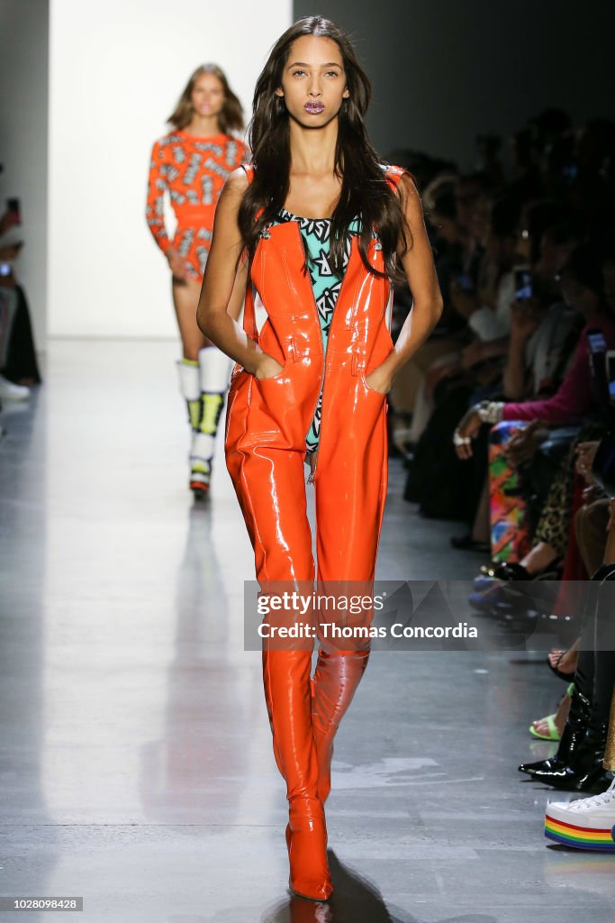 Jeremy Scott - Runway - September 2018 - New York Fashion Week: The Shows