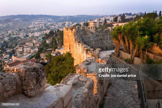city walls, jerusalem, israel - jerusalem stock pictures, royalty-free photos & images