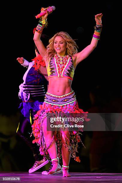 340 Shakira And Fifa World Cup South Africa 2010 Photos & High Res