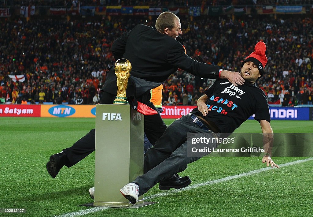 Netherlands v Spain: 2010 FIFA World Cup Final