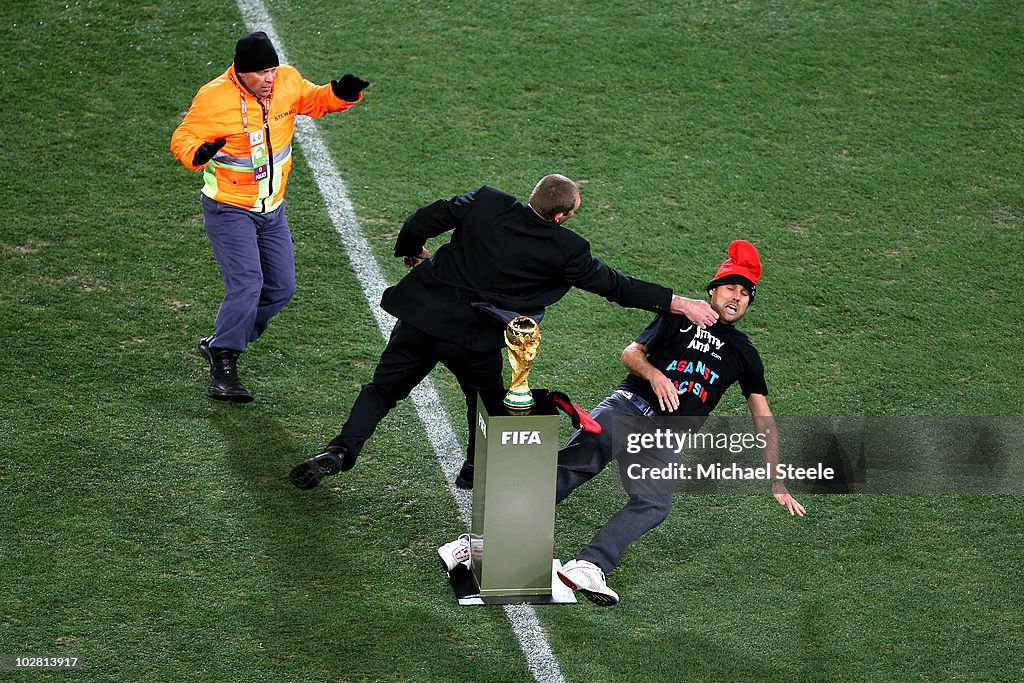 Netherlands v Spain: 2010 FIFA World Cup Final