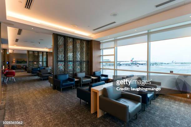 airport business lounge - yvr airport stock pictures, royalty-free photos & images