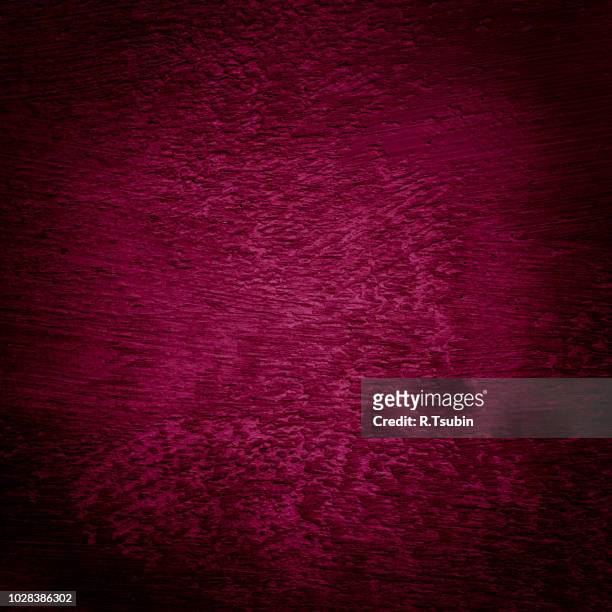 red background wall texture with dark edges - wine stain 個照片及圖片檔