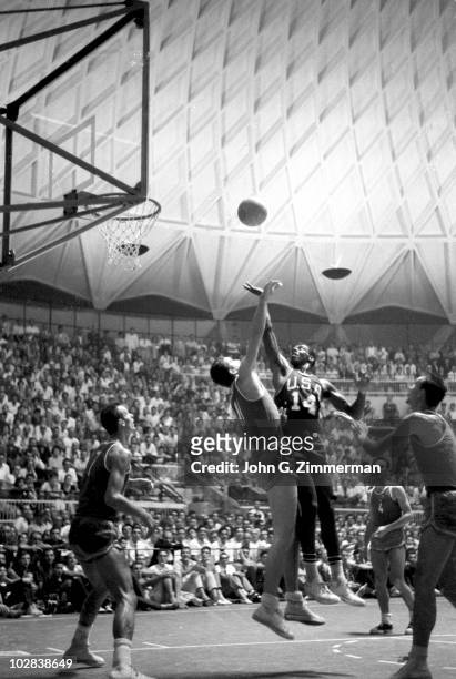 Summer Olympics: USA Oscar Robertson in action, shot vs Soviet Union during Semifinal - Pool B at Palazzo dello Sport. Rome, Italy 7/15/1960 CREDIT:...